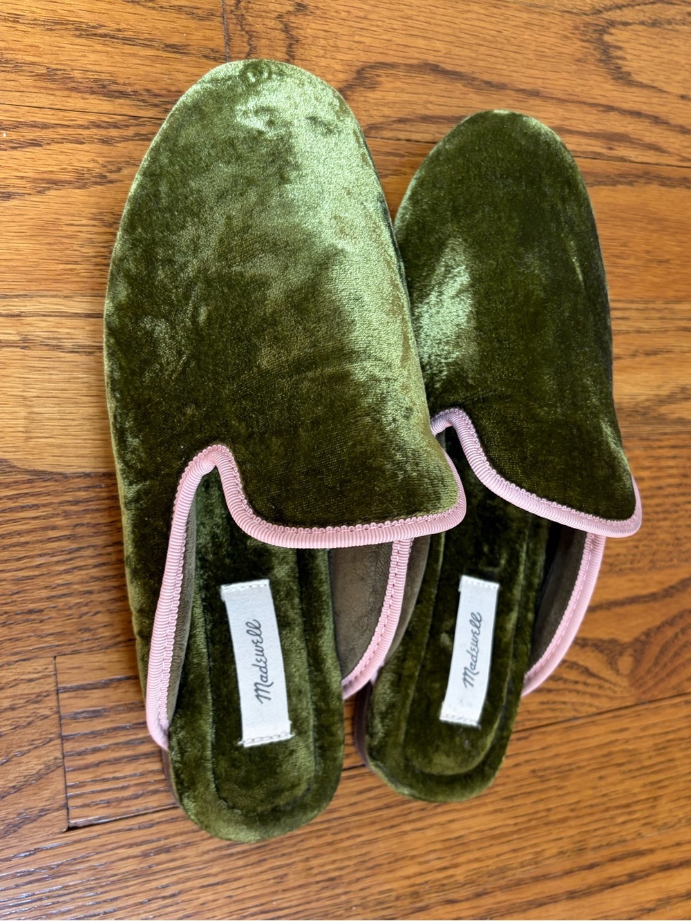 Madewell Ezra Mule Slipper in Green Velvet Pink Piping - Picture 6 of 9